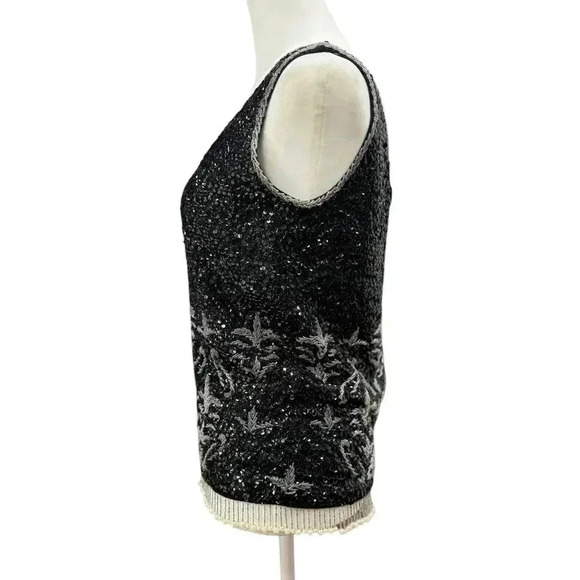 Hand Full Fashioned Gorgeous Silver & Black Hand Beaded Wool Tank Zip Up Back
M - Picture 15 of 16